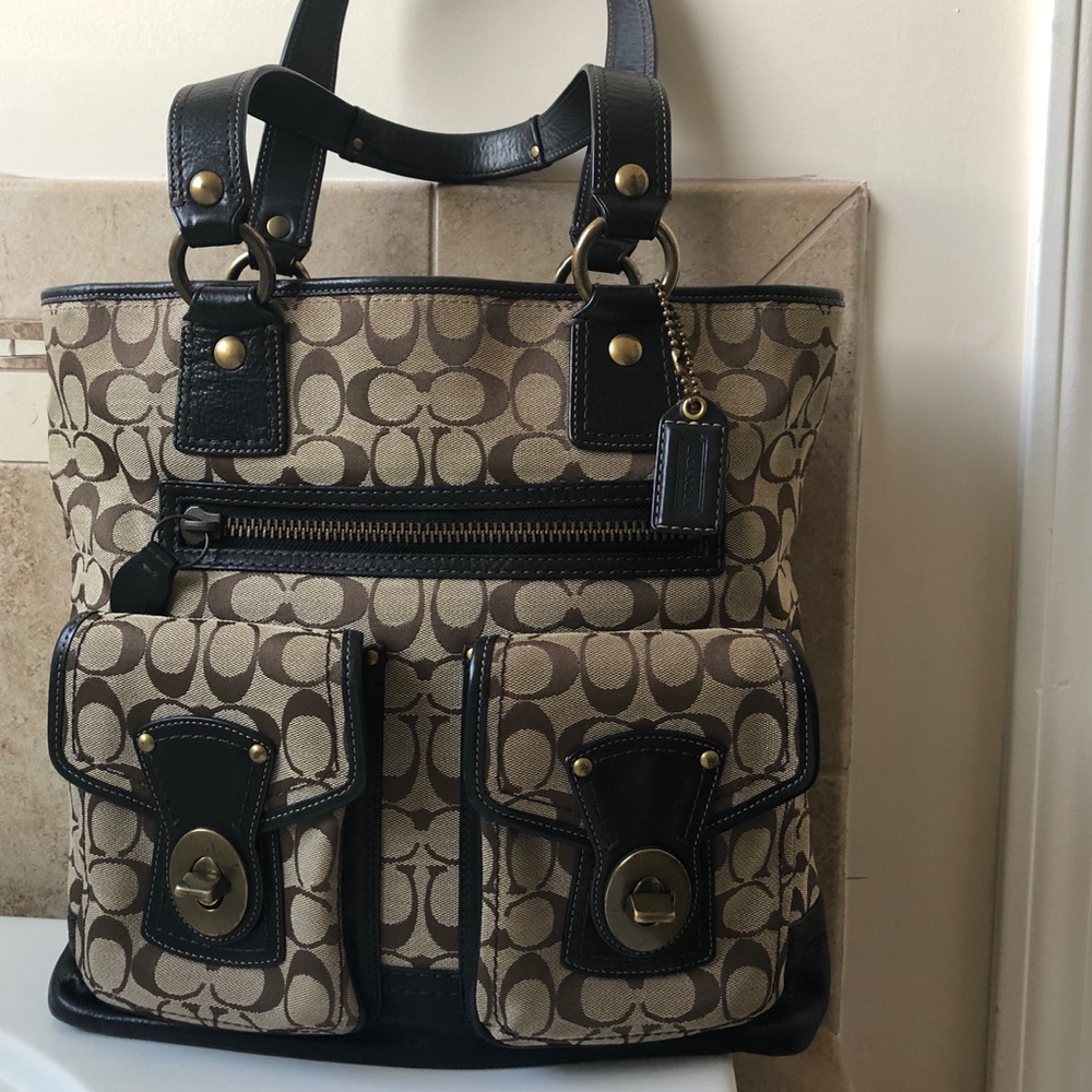 Coach (Large) Tote Brown Leather